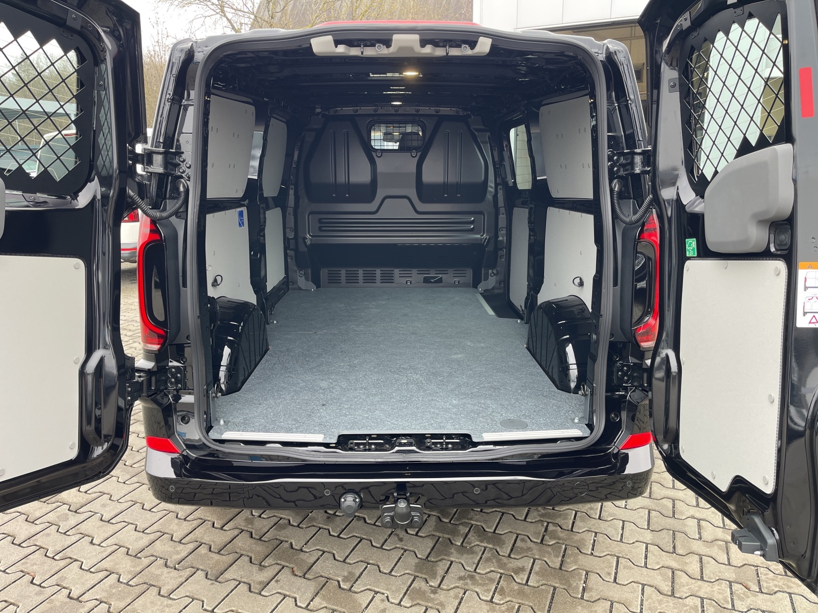 T7 Transporter Kasten LR 2.0 TDI 4 Motion Navi Kamera ACC AHK