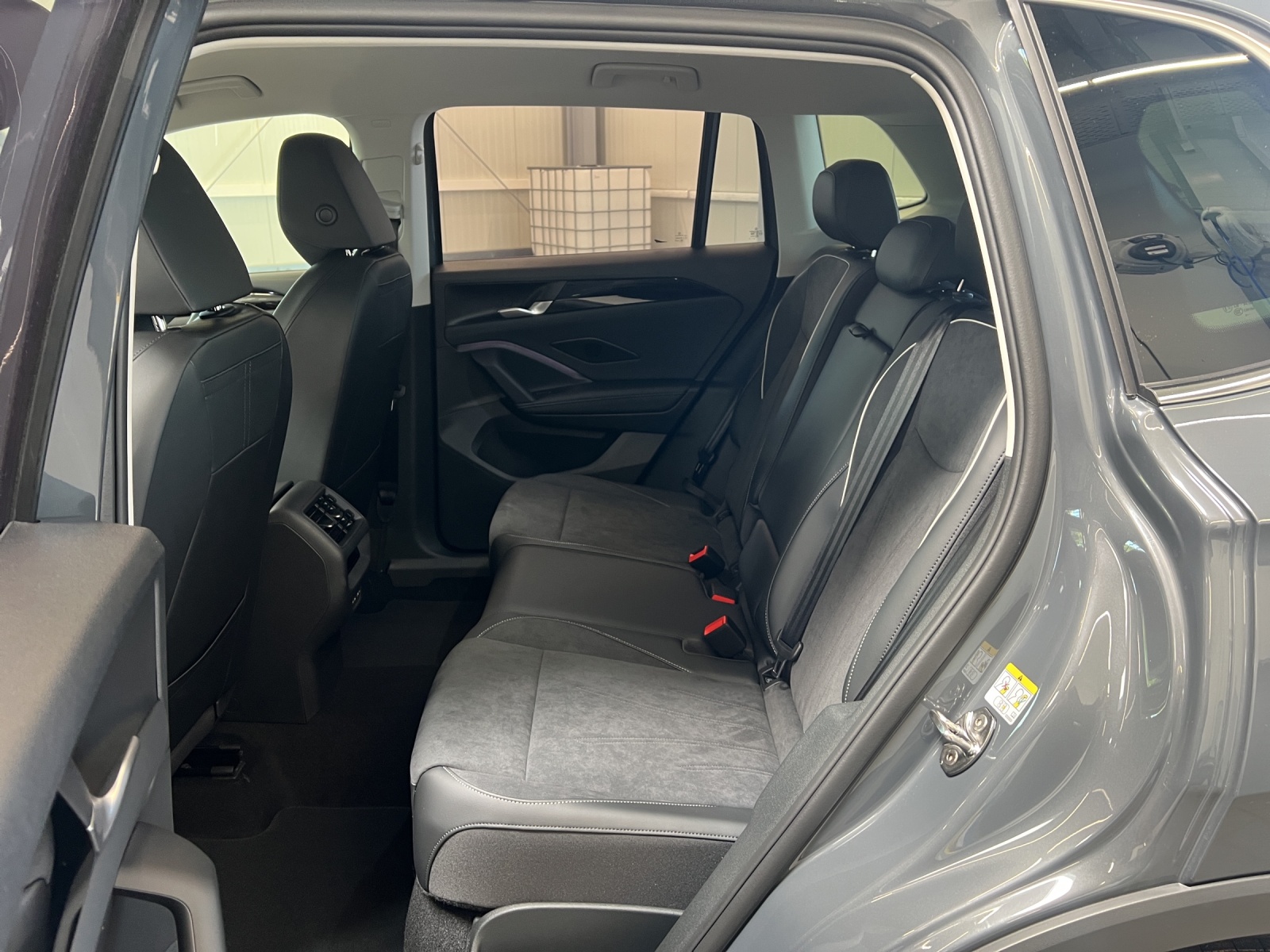 Tiguan TDI DSG Elegance IQ-Light AHK Navi TravelAssist Kamera