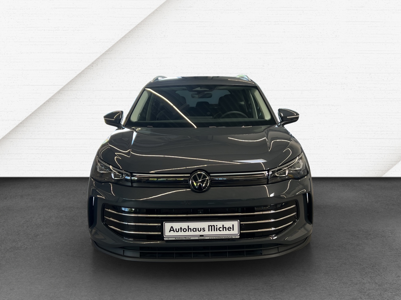 Tiguan TDI DSG Elegance IQ-Light AHK Navi TravelAssist Kamera