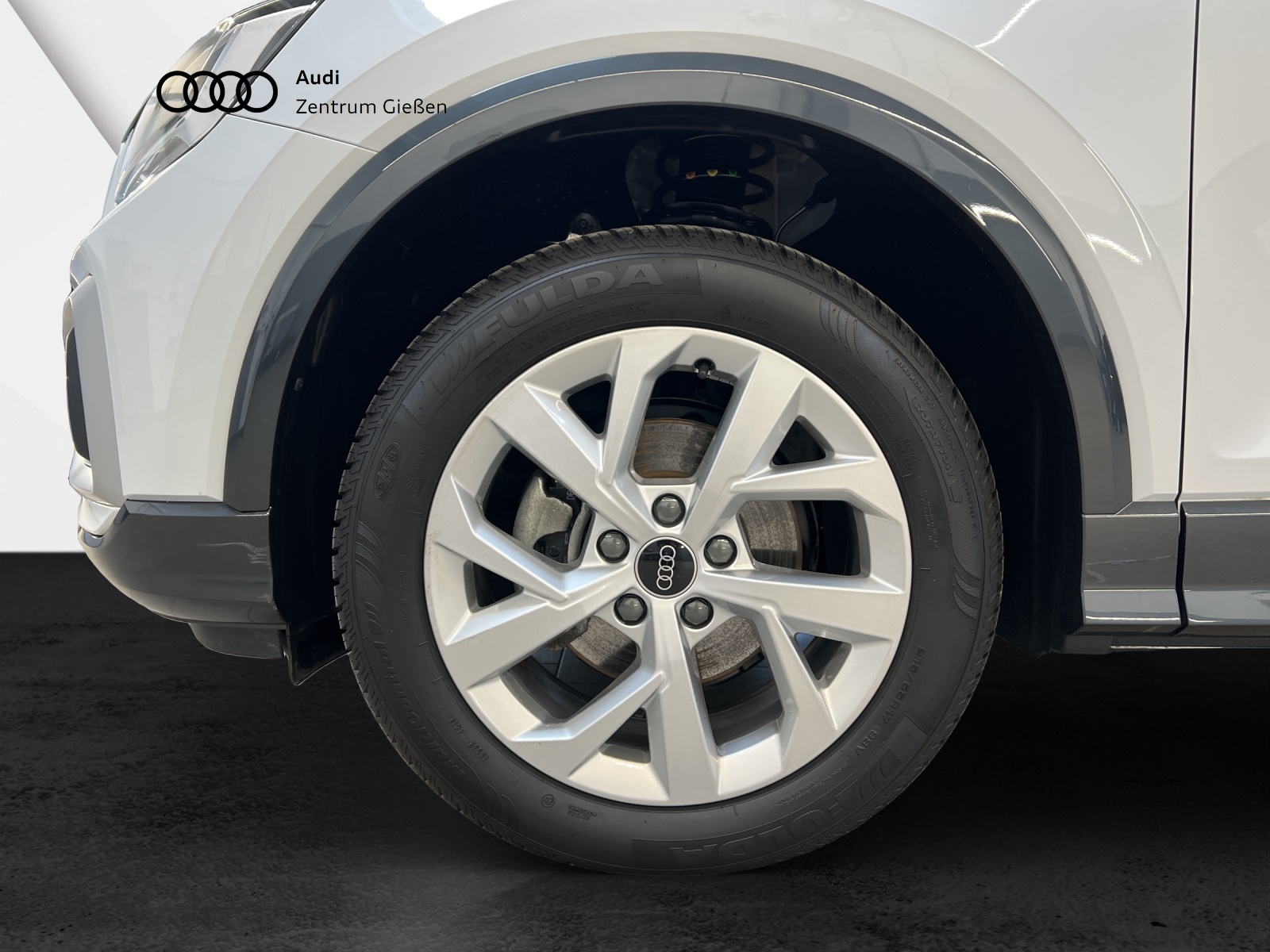 Q2 35 TFSI S tronic advanced LED Smartphone Interface