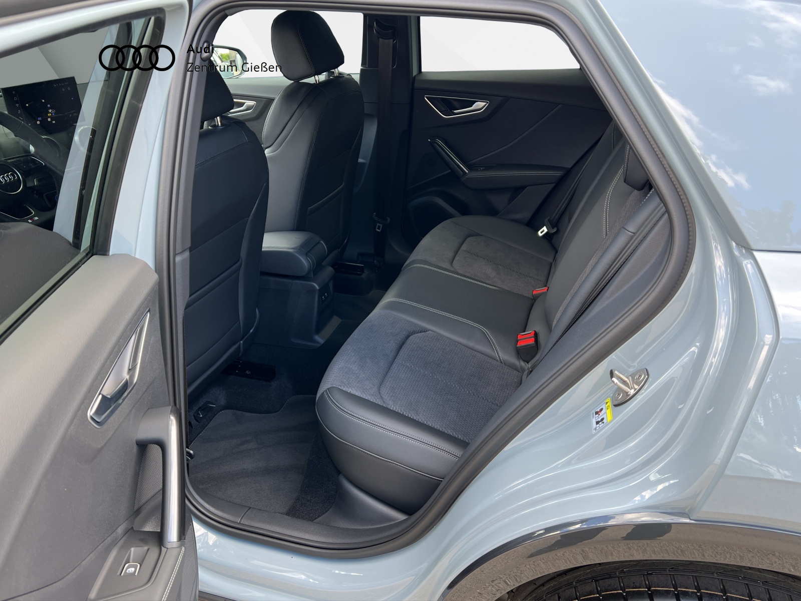 Q2 30 TFSI S line Black MATRIX-LED Navi Assistenzpaket