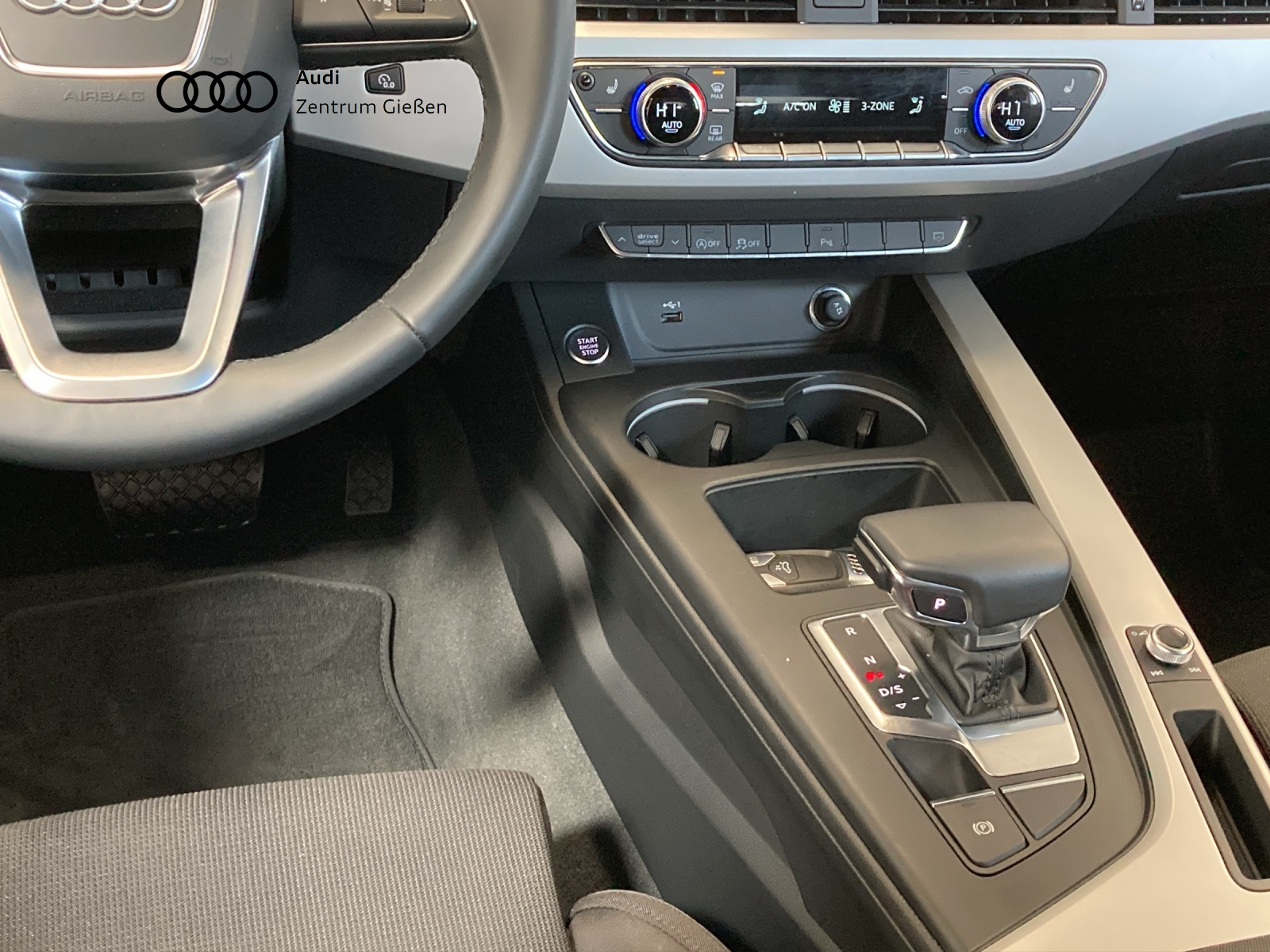 A4 Avant 40 TDI S-tronic S line Black Assistenzpaket Navi LED