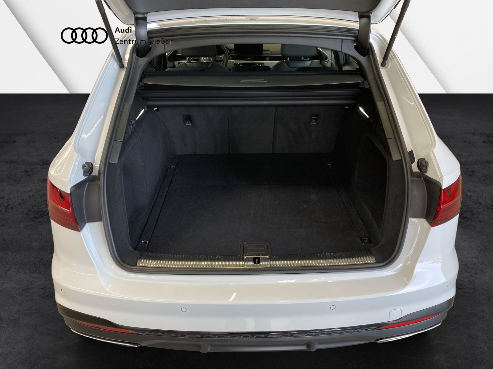 A4 Avant 40 TDI S-tronic S line Black Assistenzpaket Navi LED